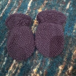 Baby Mittens 6–12 Months